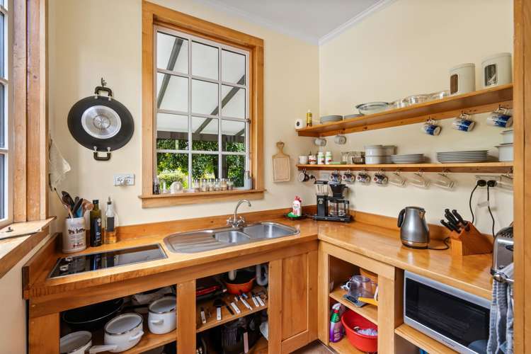 5849 Christchurch Akaroa Road Barrys Bay_26