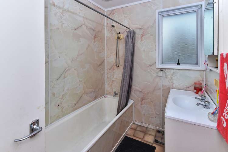 17 Crampton Place Manurewa_5