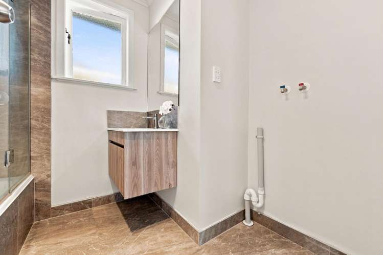 17 Laurel Street Mount Albert_10