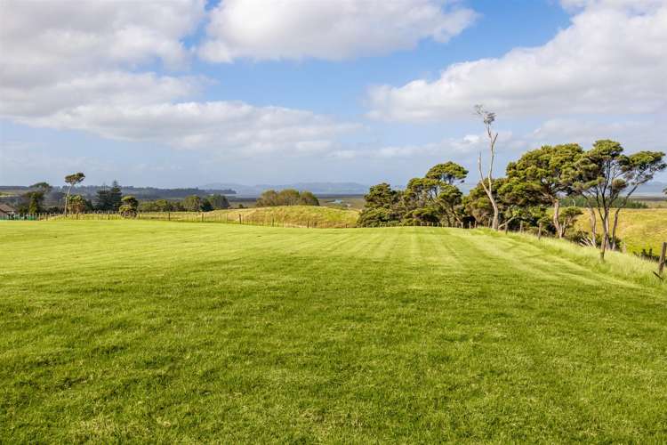 13 Slater Road Helensville_8