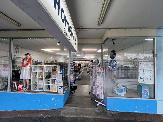 Retail opportunity in prime Birkenhead location