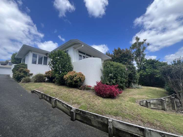 17A Beach Road Manly_18