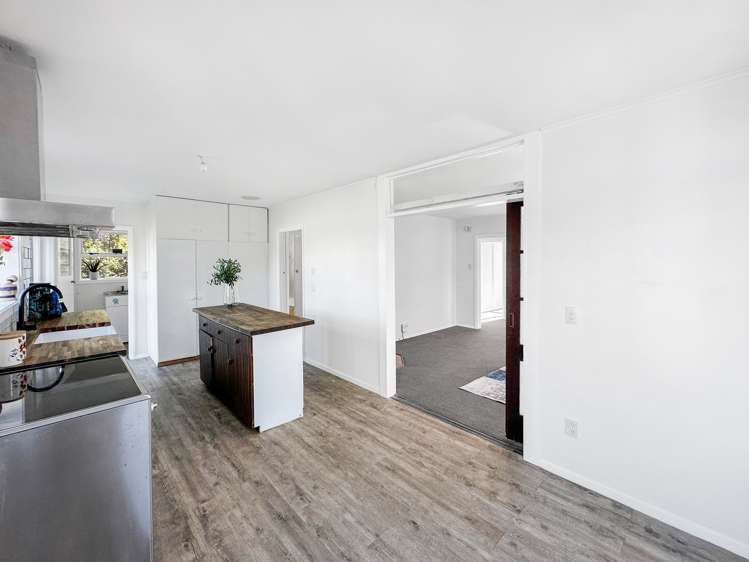 78 Rowses Road Aranui_11