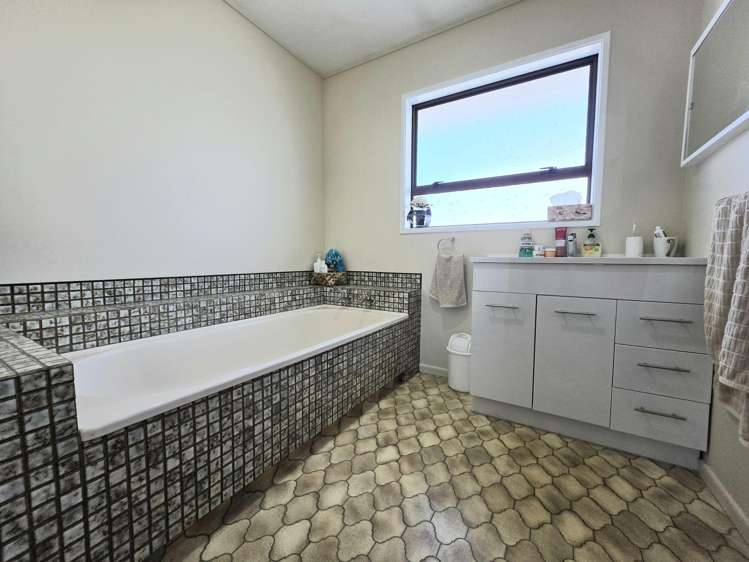 8 Girvan Street Oamaru North_15