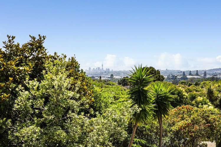 25 Nui Mana Place Te Atatu South_1