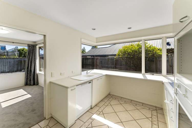 10 Masefield Street 10816_5