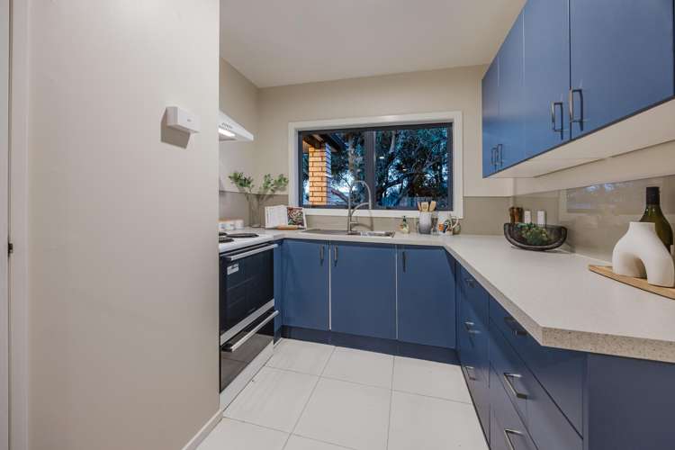 6/11 Lawford Place Mangere_3