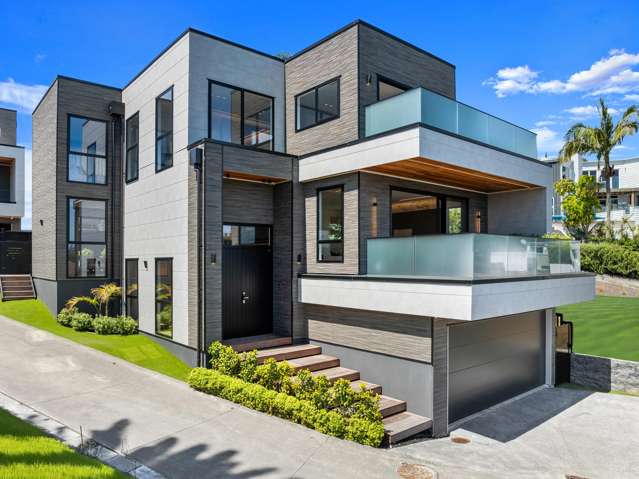 PRESTIGE. DISTINCTION. LOCATION