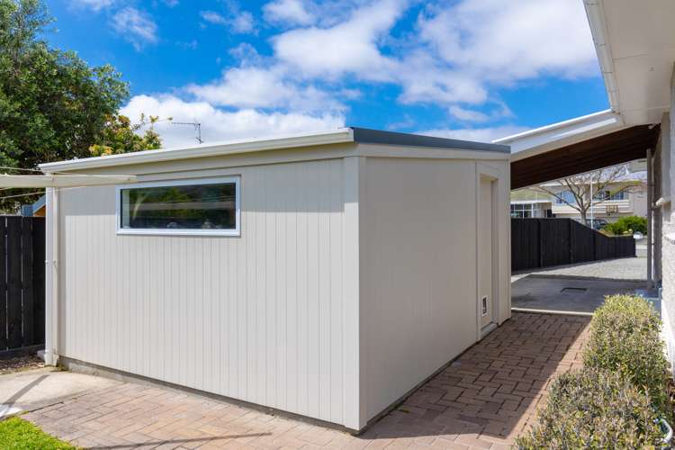 5 Newbourne Crescent Redwoodtown_18