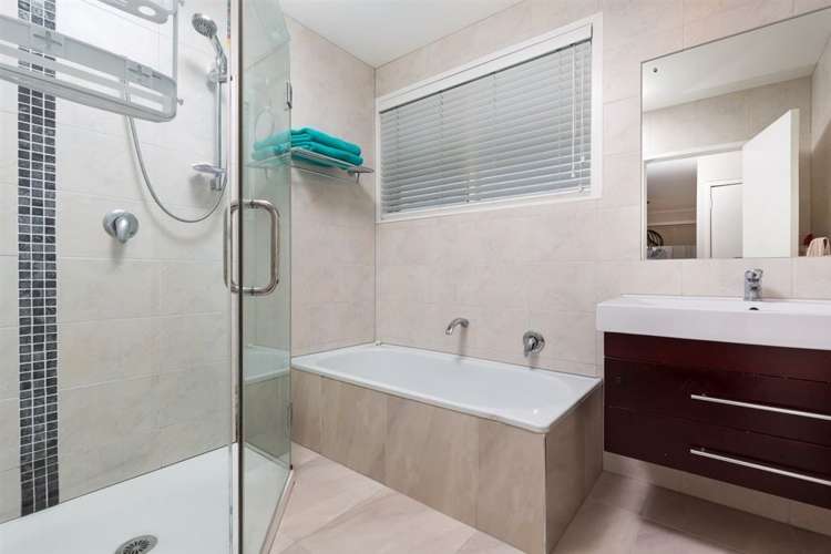 2/36 Exmouth Road Northcote_7