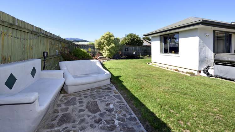 70 Starveall Street Brightwater_16