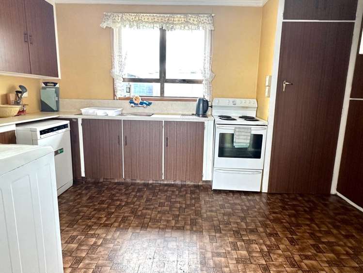 13 Lowestoft Street Balclutha_11