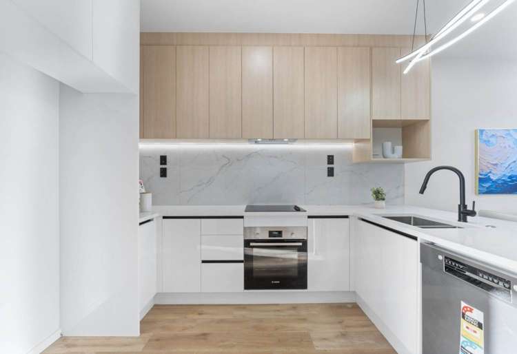 6/13 Rosebank Road_2