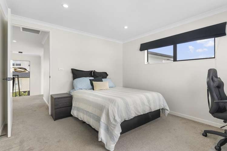 8 Keshvara Road Beachlands_29