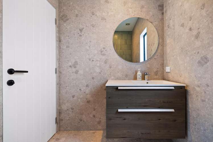 40 Risinghurst Terrace Lower Shotover_18