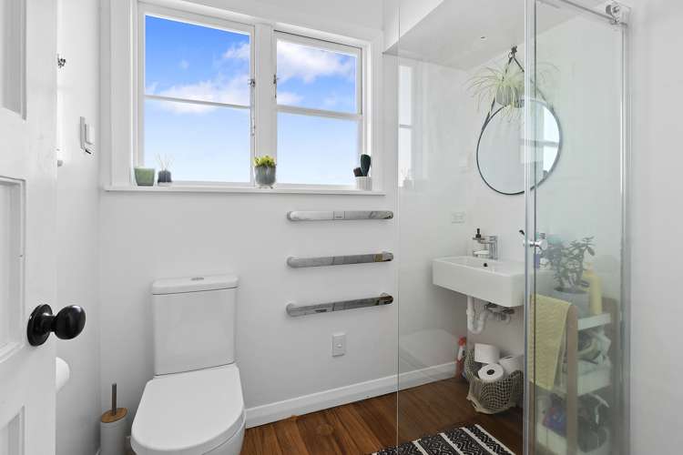 14 Leveson Street Strathmore Park_13