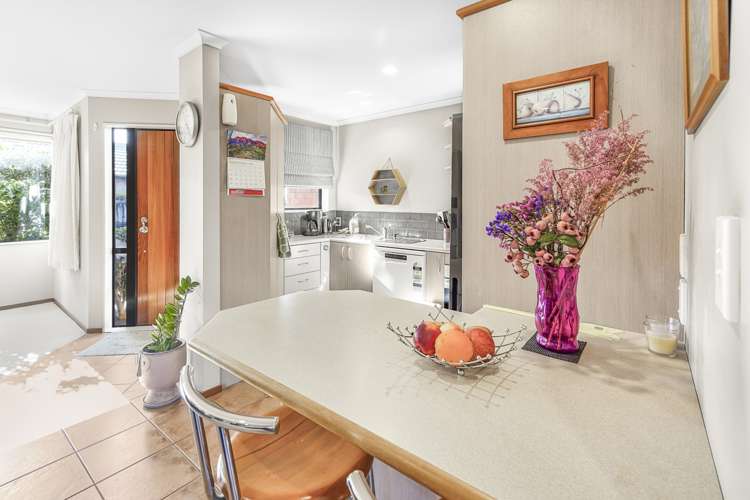 7 Kirk Close Rototuna_5