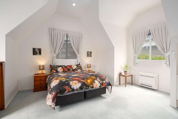 4 Amesbury Drive Churton Park_13