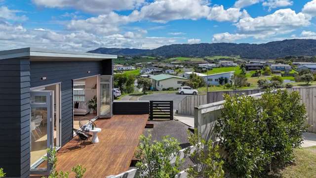 Mangawhai Heads sun trap