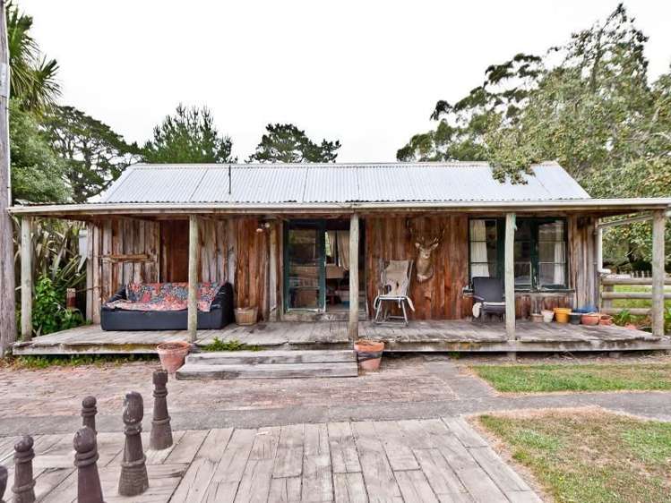 1433 State Highway 3 Turakina_11