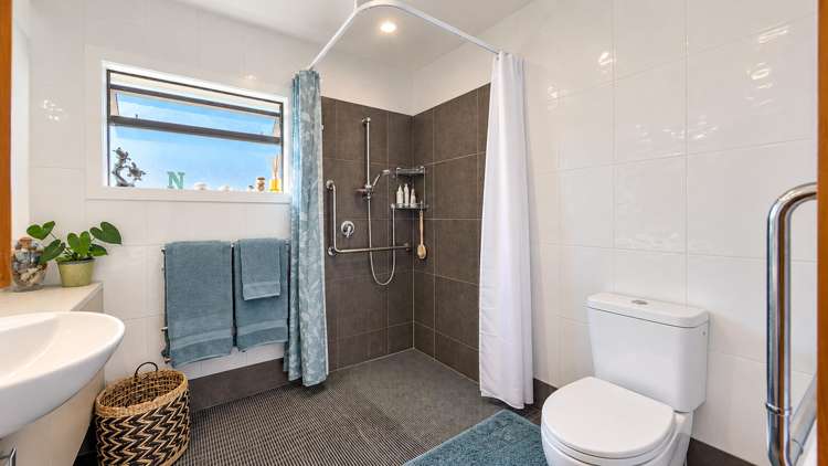 107A Fenton Street Thames_12