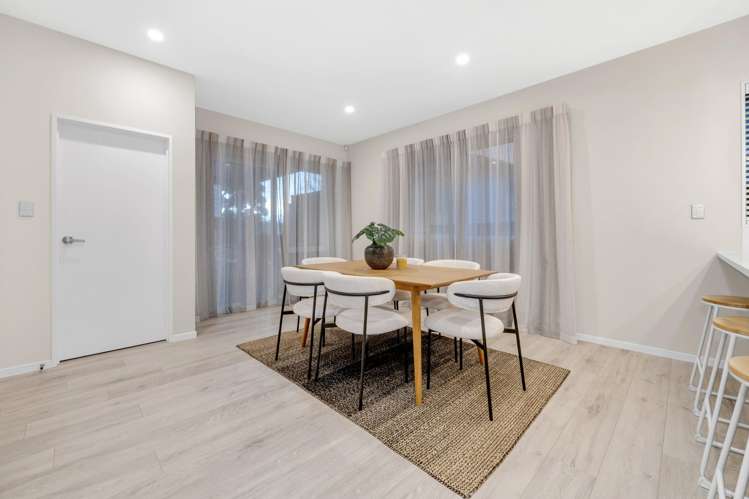 82B Moore Street Howick_12