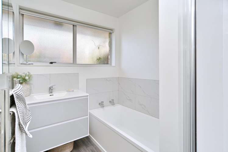 24a Greenock Street Redwood_15