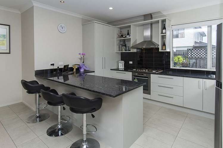 10 Beatrice Place Flat Bush_3