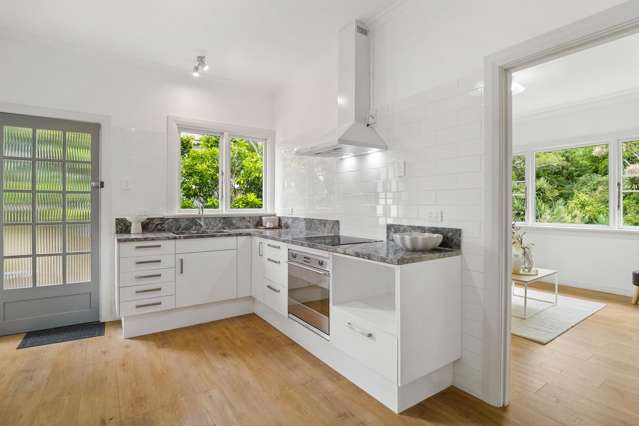 3-Bedroom Brick in Peaceful Bush Setting