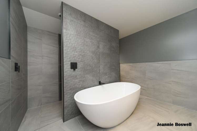 17 Kowhai Street Tokomaru_11