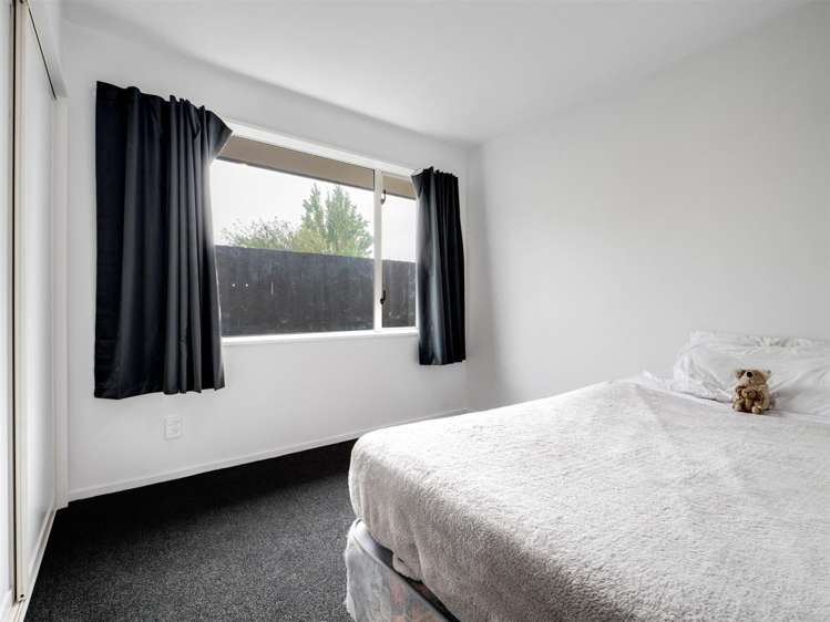 2/200 Wainoni Road Avondale_10