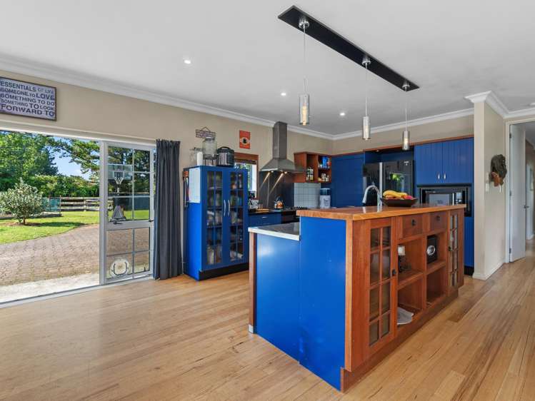 10 Oakshott Road Ngahinapouri_7