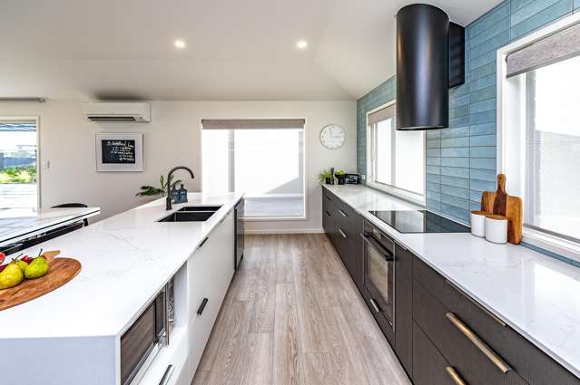 37 Magnolia Crescent Tawhero_4