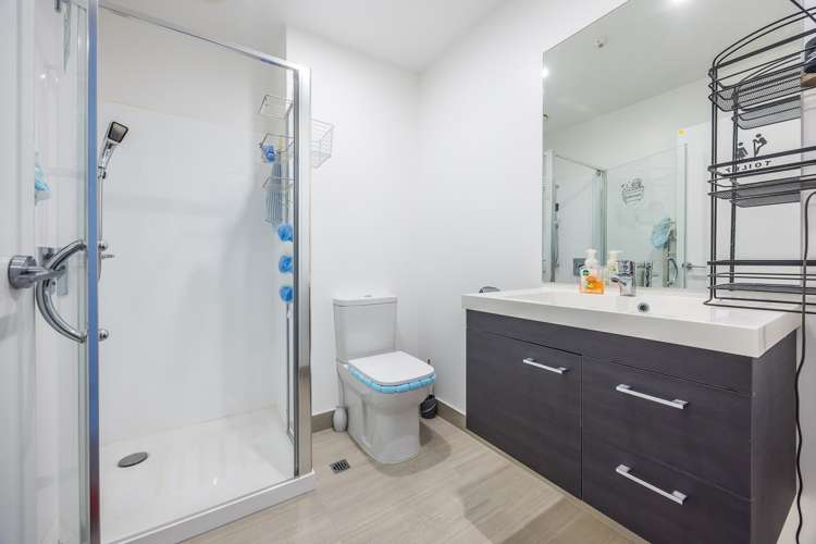 52/8 Thompson Park Road Mount Wellington_9