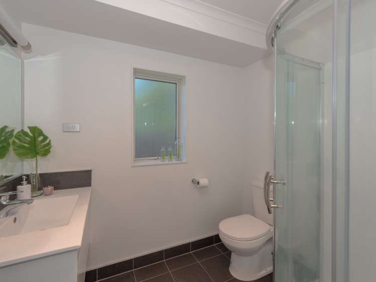 208 Saint James Drive Huntington_12