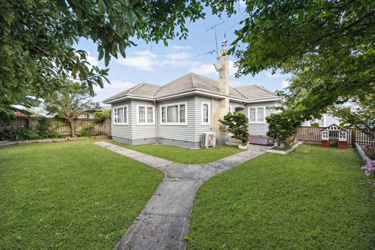 24 Normandy Avenue Melville_16