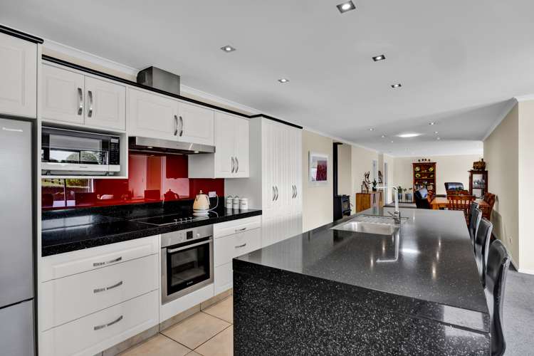 105 Mawhitiwhiti Road Normanby_15