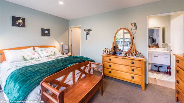 11 Farnborough Way Rolleston_3