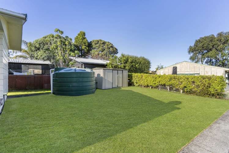 17 Whiritoa Beach Road Whiritoa_13