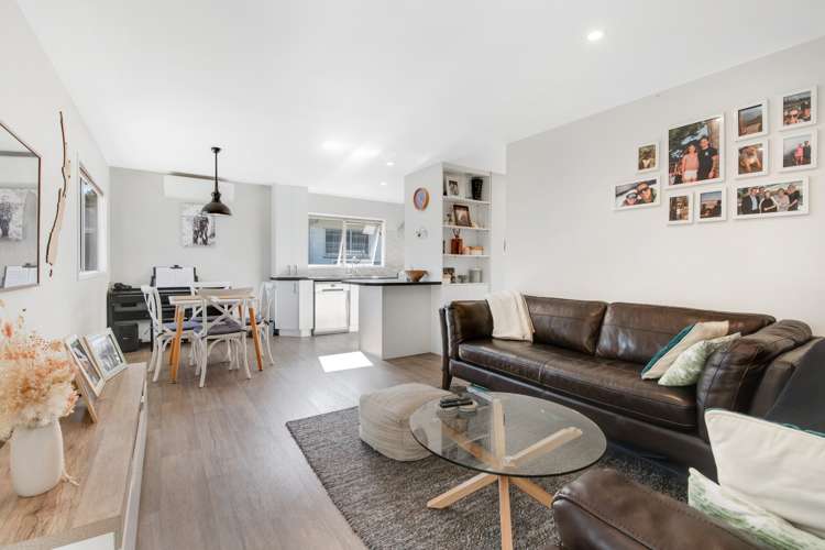 20 Spargo Road Massey_8