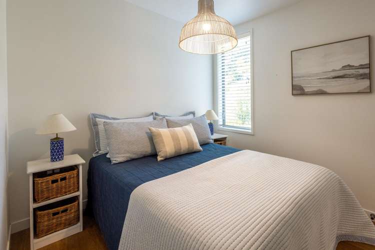 8/141 The Strand Onetangi_24