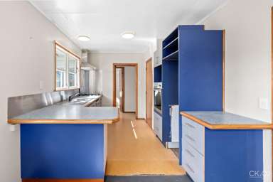 2/11 Walters Street_1