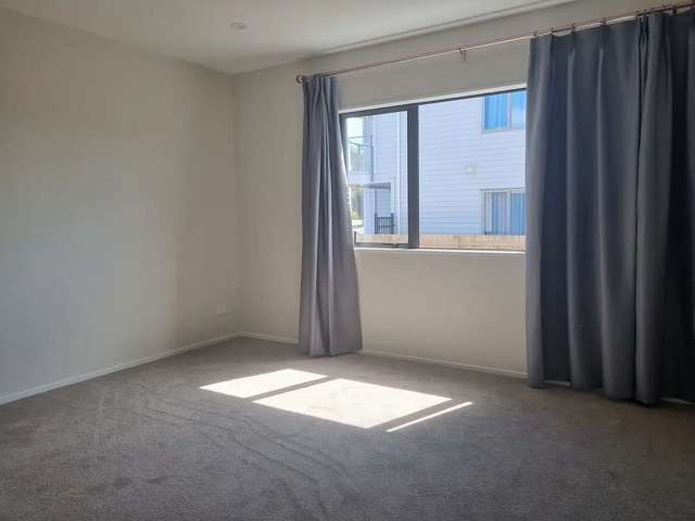 14 Gateway Avenue Beachlands_2