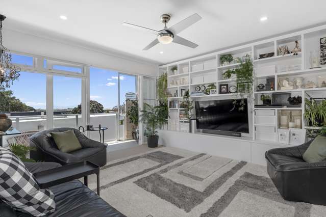 6/22 Cliff Road Tauranga Central_3