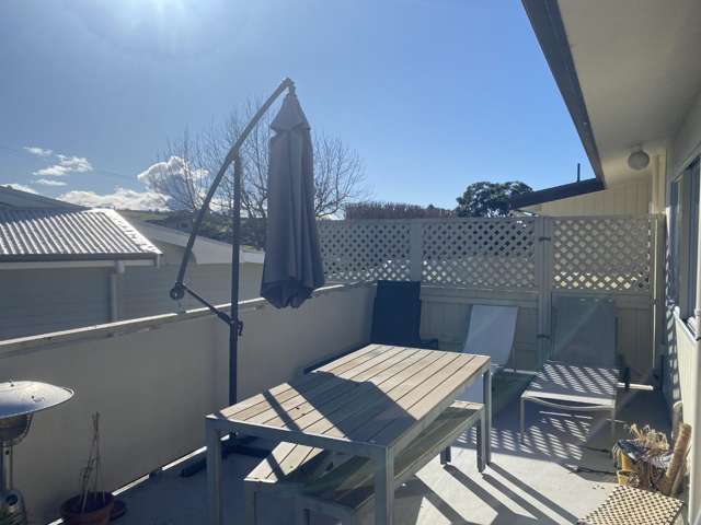 2/4 Alberta Street 1045_4