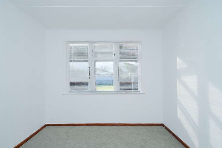 8 Victor Street Dannevirke_20