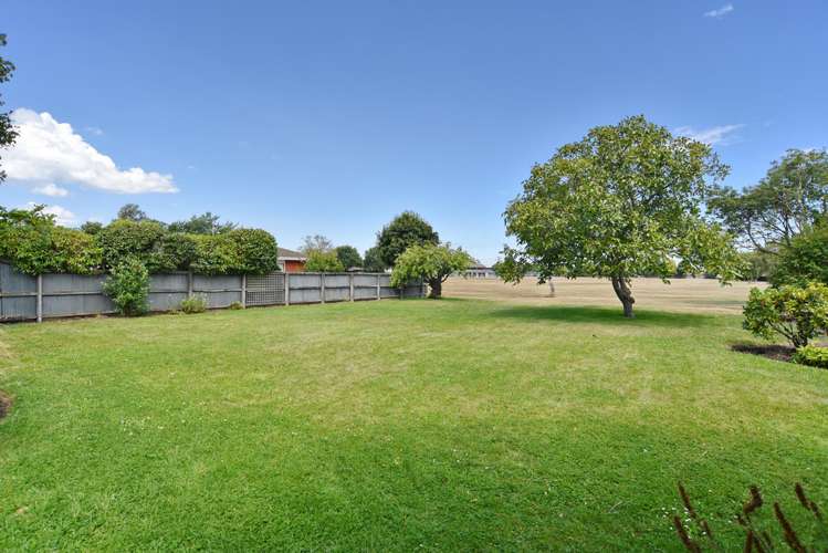 35 Doncaster Street Sockburn_16