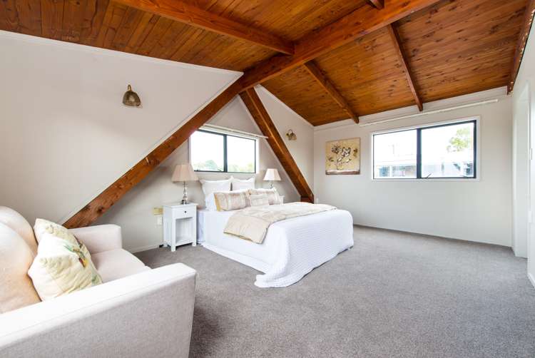 220 Solar Road Glen Eden_8