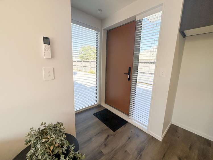 3/6 Strauss Place Somerfield_8