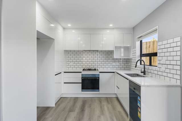 Mount Albert High-Spec Rental